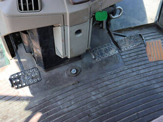 1999-john-deere-6410-48235431