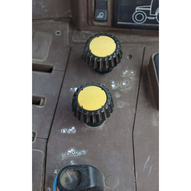 1999 JOHN DEERE 6410-48235445