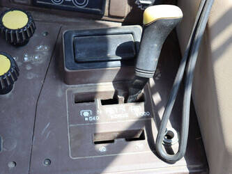 1999-john-deere-6410-48235447