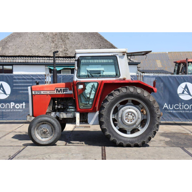 Massey Ferguson 575-48235456