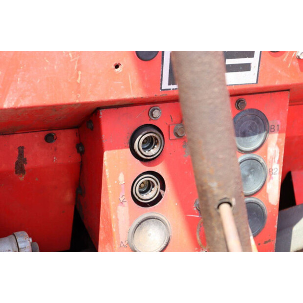 Massey Ferguson 575-48235473