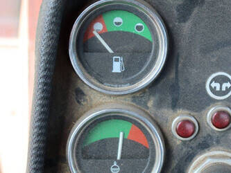 massey-ferguson-575-1468984-48235492