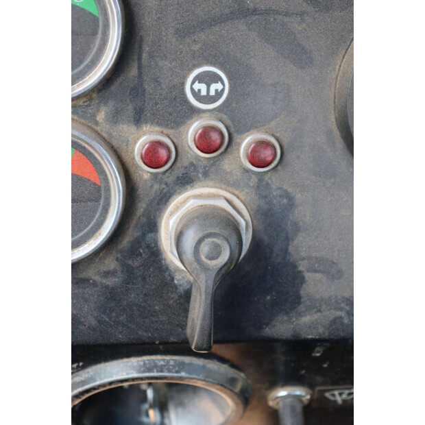 Massey Ferguson 575-48235493