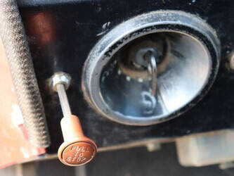 massey-ferguson-575-1468984-48235494