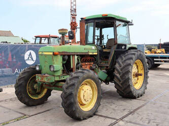 1980-john-deere-4040-48235640