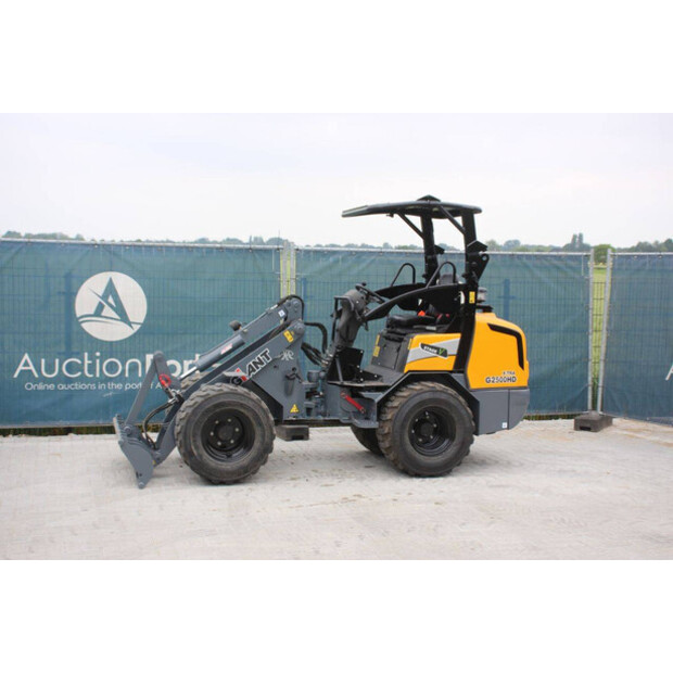 2020 GiANT G2500HD-48235727