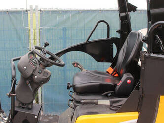 2020-giant-g2500hd-1468991-48235749