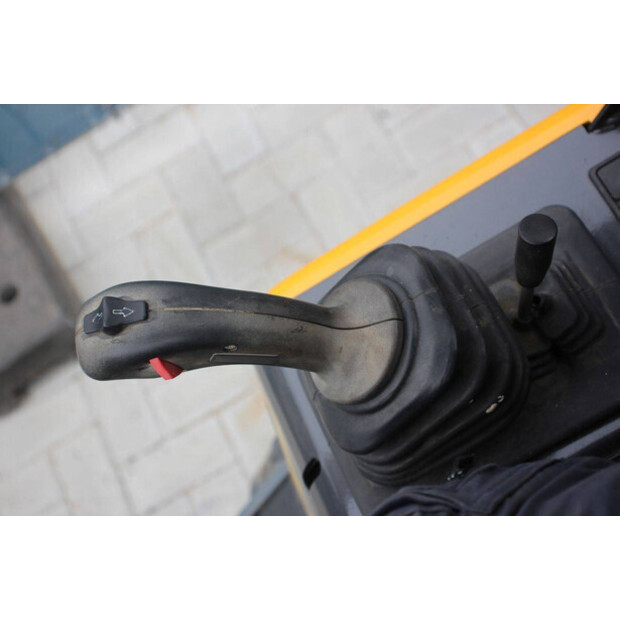 2020 GiANT G2500HD-48235753