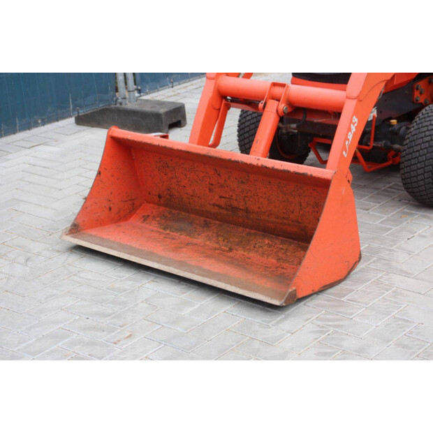 كوبوتا BX2350D-FR-48235839
