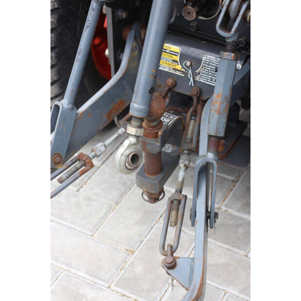 كوبوتا BX2350D-FR-48235853