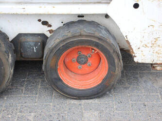2010-bobcat-s70-1468998-48235967