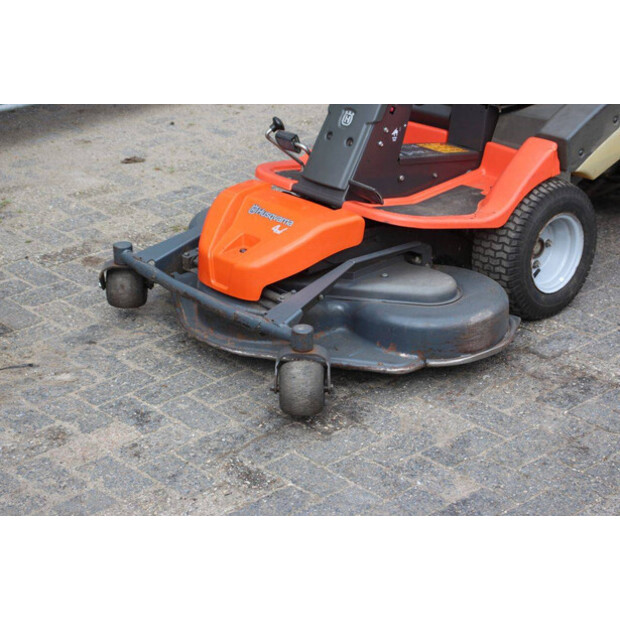2014 Husqvarna R 418Ts AWD-48236048