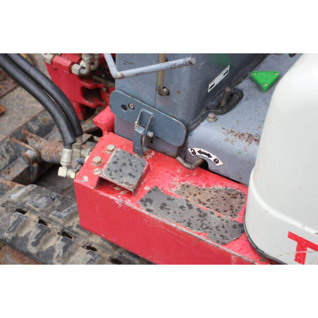 2006 تاكوتشي TB108-48236184