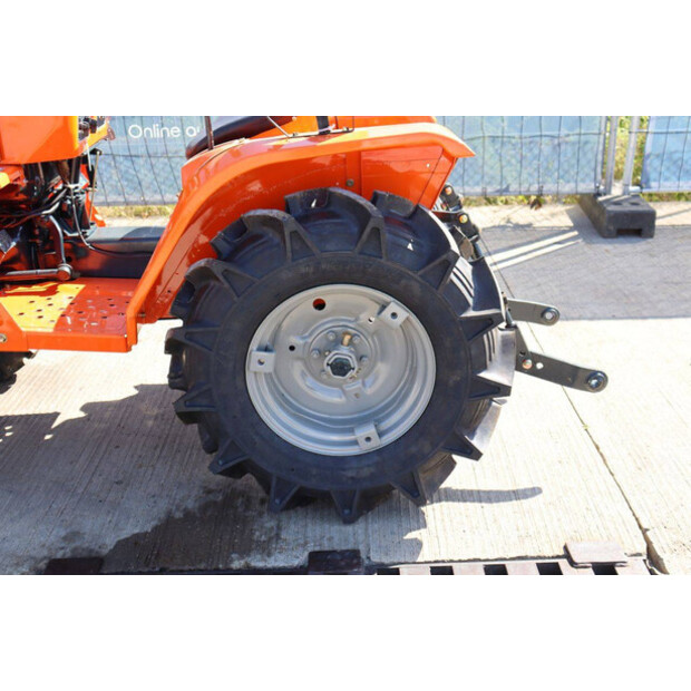 كوبوتا B1402DT-48236307