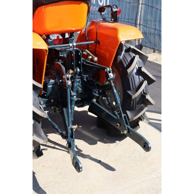 كوبوتا B1402DT-48236308