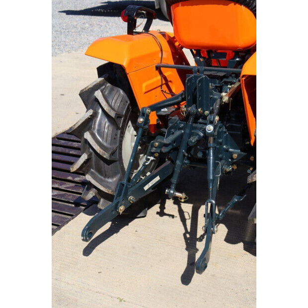 كوبوتا B1402DT-48236310