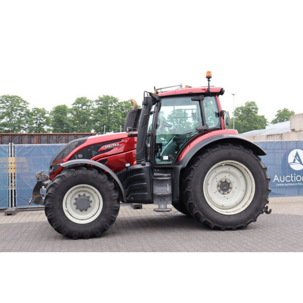 2016 Valtra T174-48237145