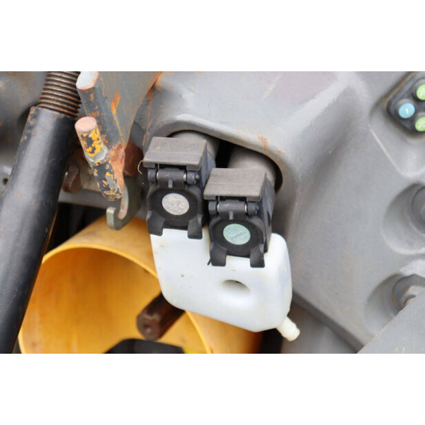 2016 Valtra T174-48237158