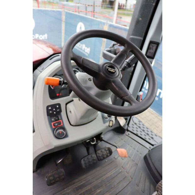 2016 Valtra T174-48237186