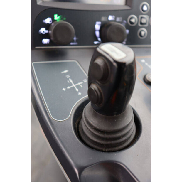 2016 Valtra T174-48237191