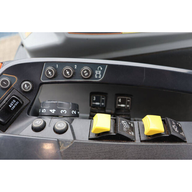 2016 Valtra T174-48237195
