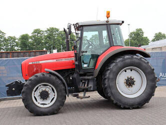 Image for AGRICULTURAL EQUIPMENT 2001 Massey Ferguson 8220 for Sale in France