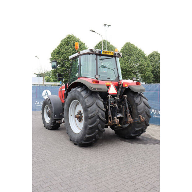 2001 Massey Ferguson 8220-48237216