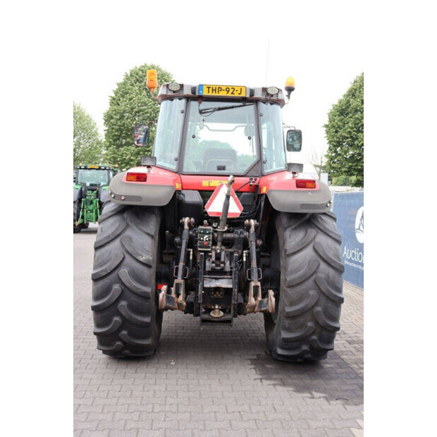 2001 Massey Ferguson 8220-48237217