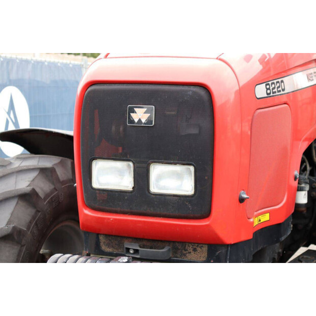 2001 Massey Ferguson 8220-48237225