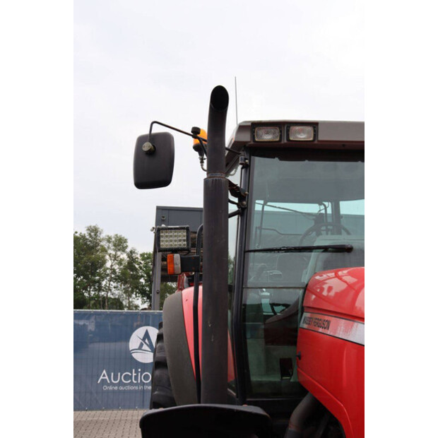 2001 Massey Ferguson 8220-48237227