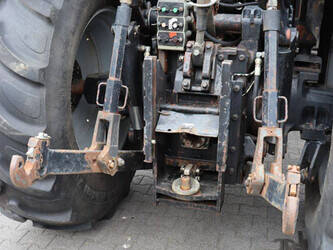 2001-massey-ferguson-8220-1469035-48237238