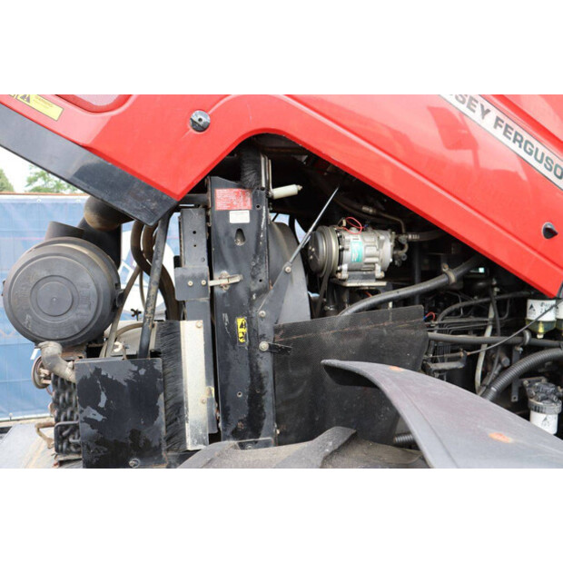 2001 Massey Ferguson 8220-48237240
