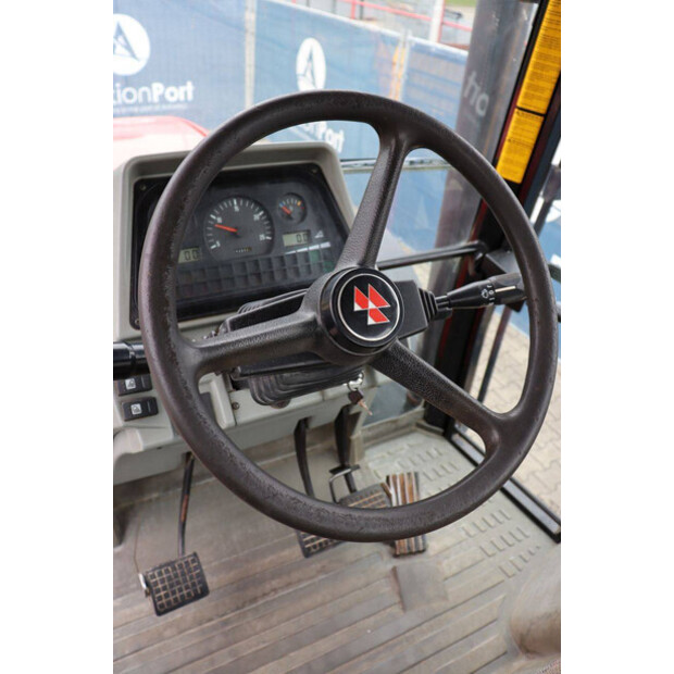 2001 Massey Ferguson 8220-48237248
