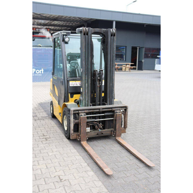 2007 Yale GLP25VX-48237280
