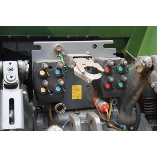 2003 Fendt 820 VARIO TMS-48237522