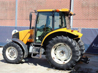 renault-ares-540-rx-48237562