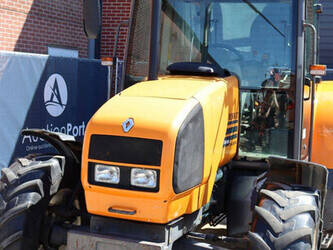 renault-ares-540-rx-48237569