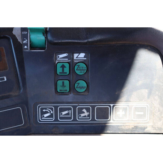 Renault Ares 540 RX-48237602