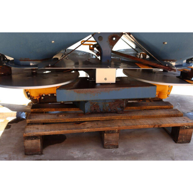 2008 Bogballe A/S L2-48237653