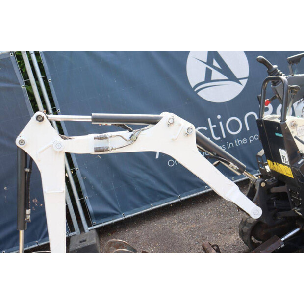 2018 BOBCAT E10-AAEM-48239098