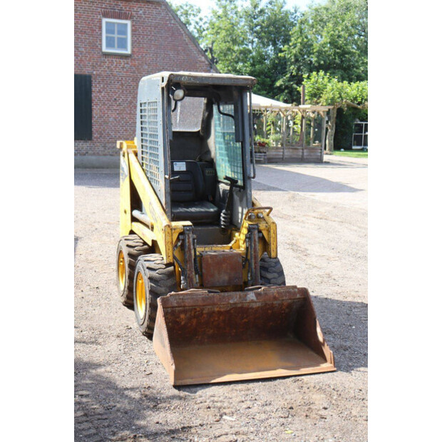2014 Gehl 1640-48239131