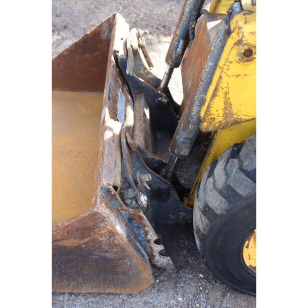 2014 Gehl 1640-48239135