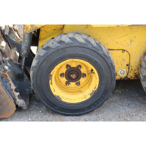 2014 Gehl 1640-48239138