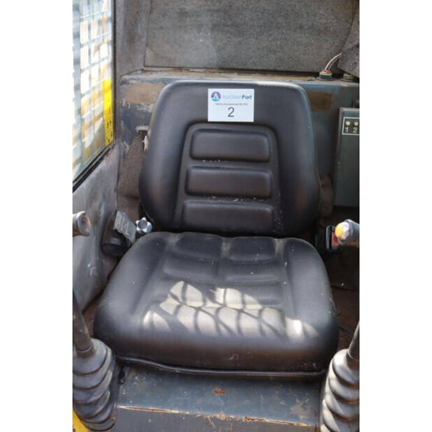 2014 Gehl 1640-48239146