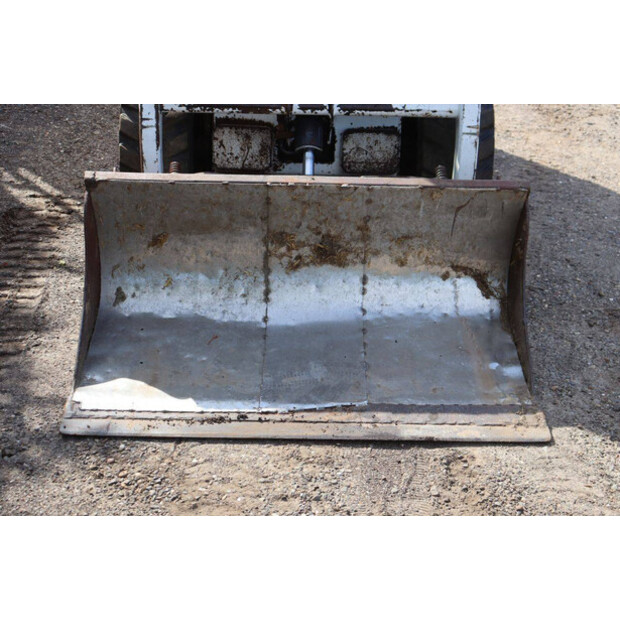 2005 BOBCAT 553-48239169