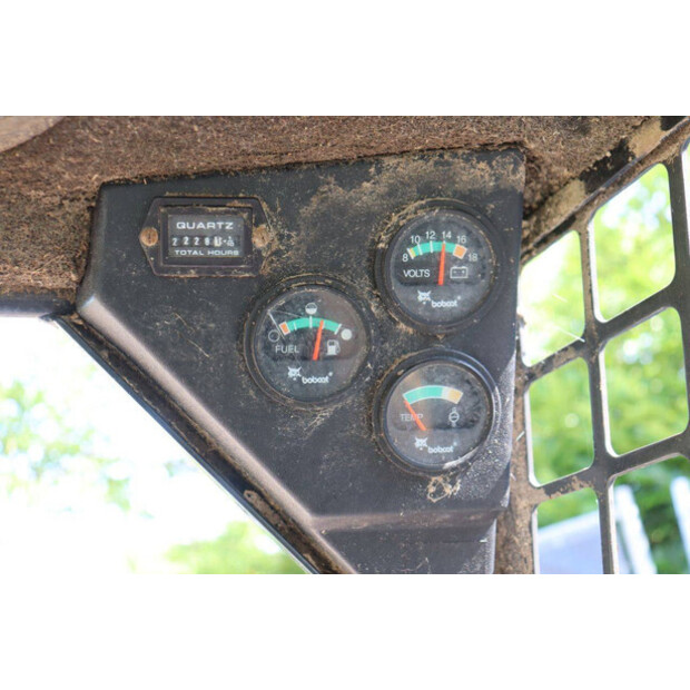 2005 BOBCAT 553-48239183