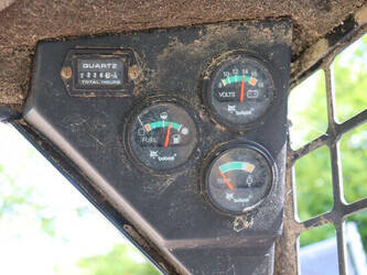 2005-bobcat-553-48239183