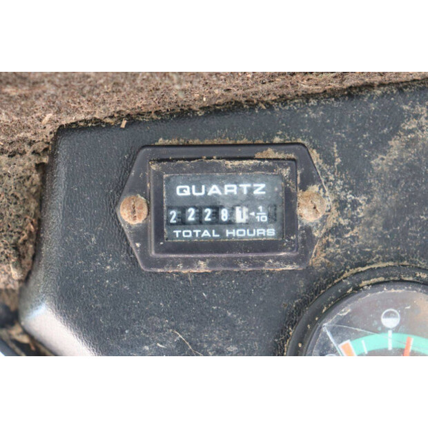 2005 BOBCAT 553-48239184