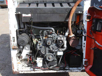 2005-bobcat-553-48239189