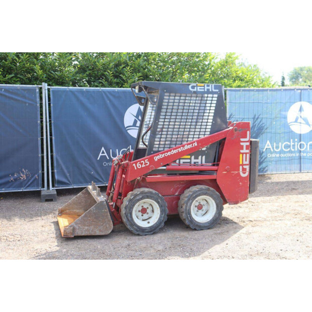 2000 Gehl SL1625-48239191